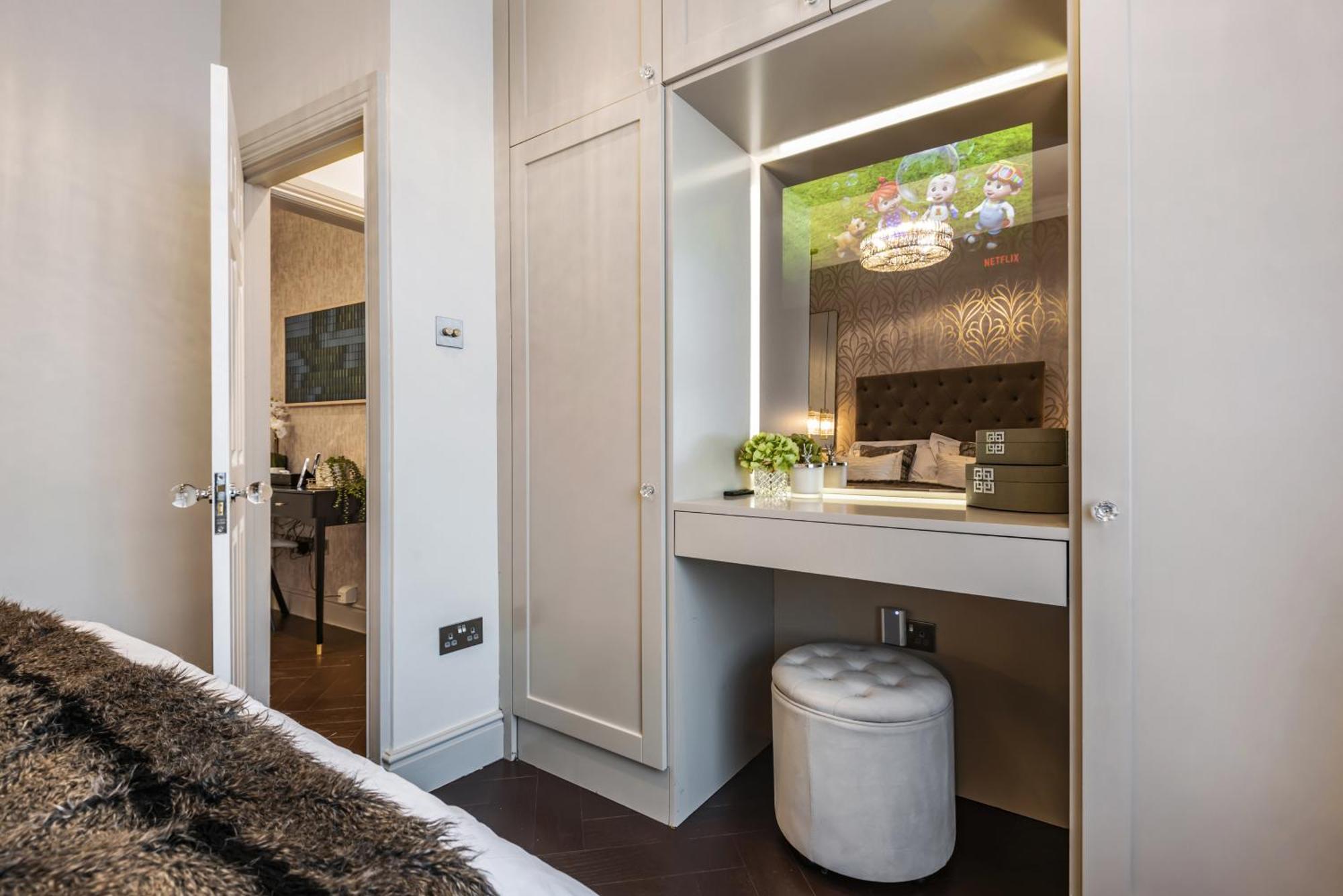 Luxury 1-Bed Apartment In Sought After Prime London Location Dış mekan fotoğraf